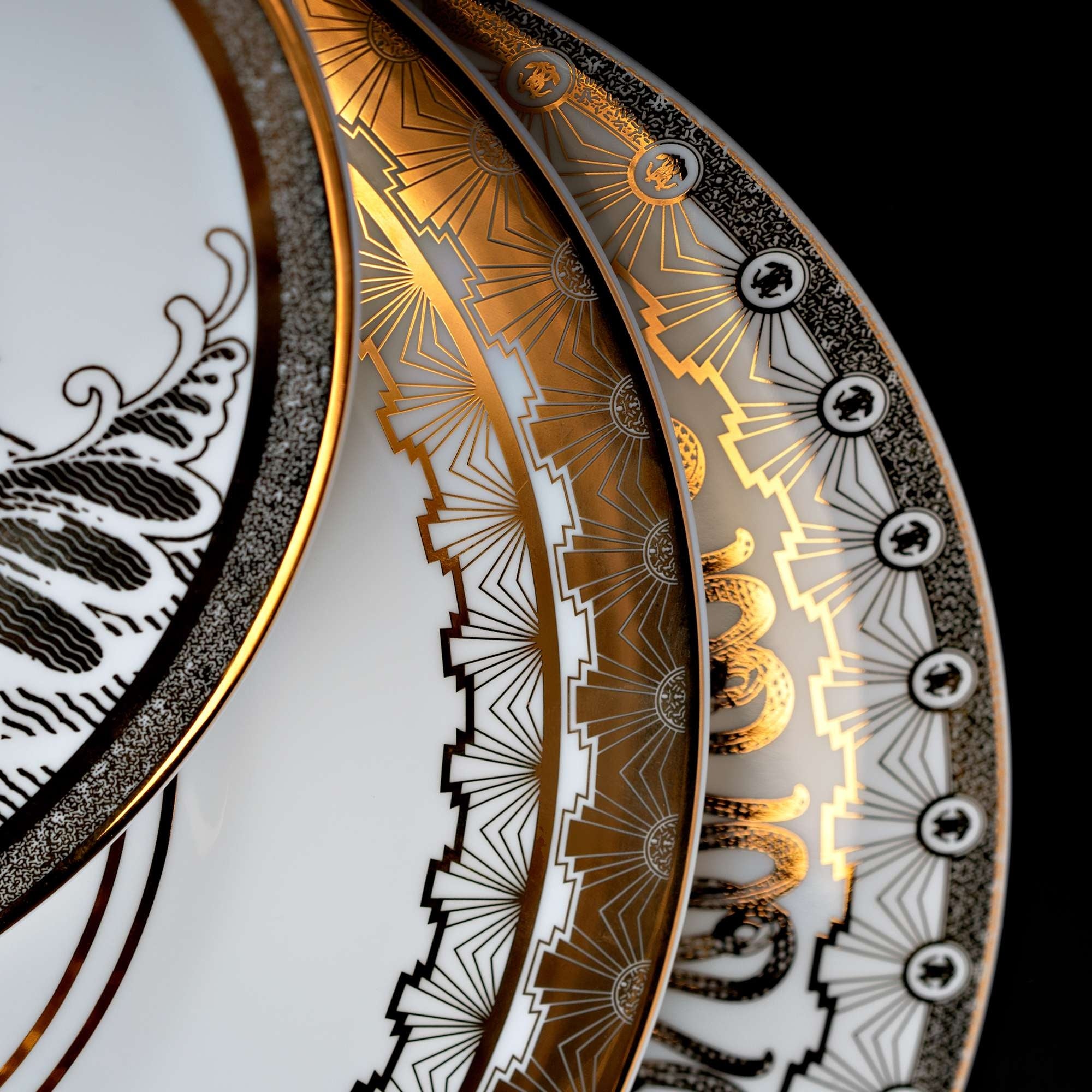 ROBERTO CAVALLI - CHARGER PLATE - Ø 32 CM